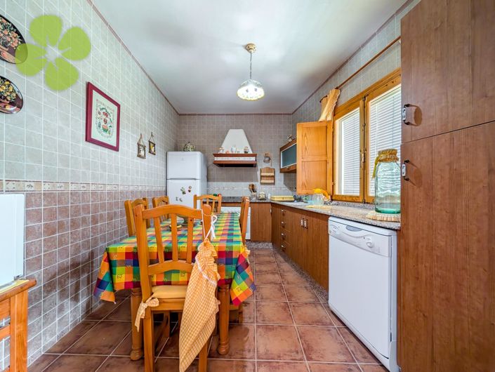 Image No.5-3 Bed Village House for sale