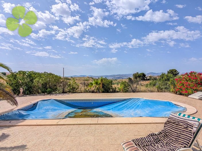 Image No.18-3 Bed Villa for sale