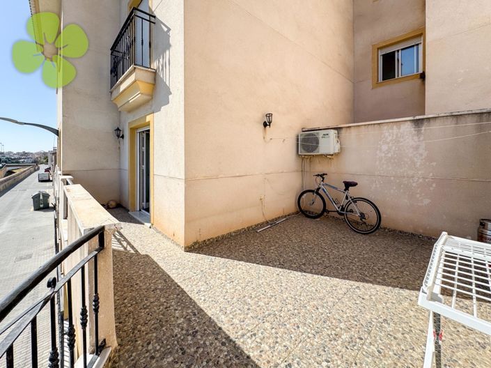 Image No.5-4 Bed Flat for sale