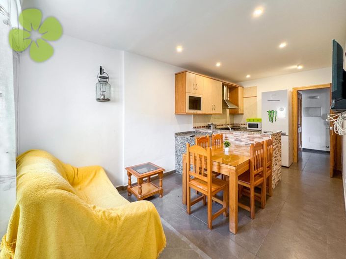 Image No.6-4 Bed Flat for sale