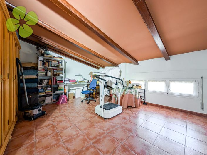 Image No.16-5 Bed Villa for sale