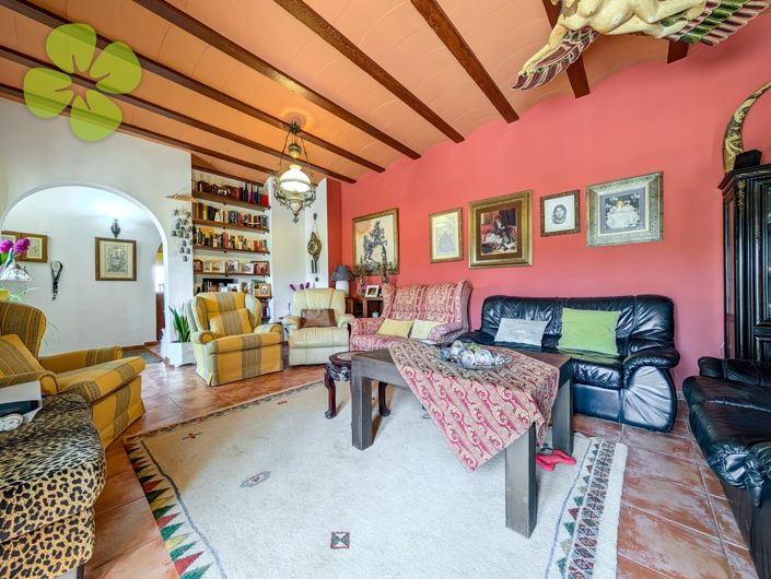 Image No.6-5 Bed Villa for sale