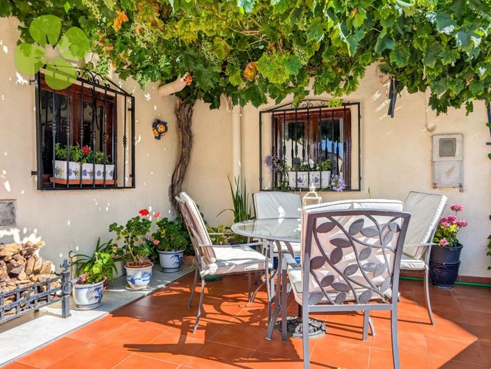 Image No.4-4 Bed Cortijo for sale