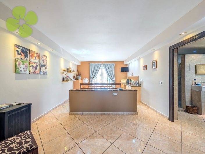 Image No.12-4 Bed Villa for sale