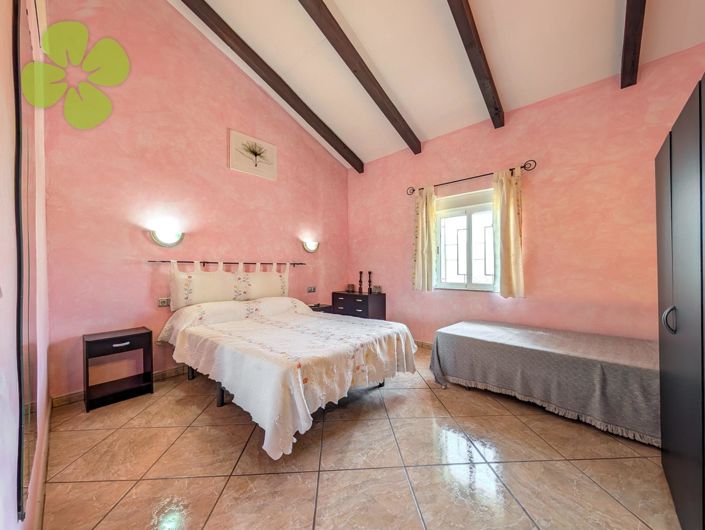 Image No.21-4 Bed Villa for sale