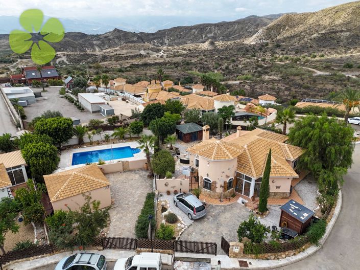 Image No.27-3 Bed Villa for sale