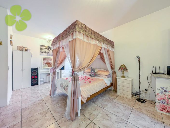 Image No.22-3 Bed Villa for sale