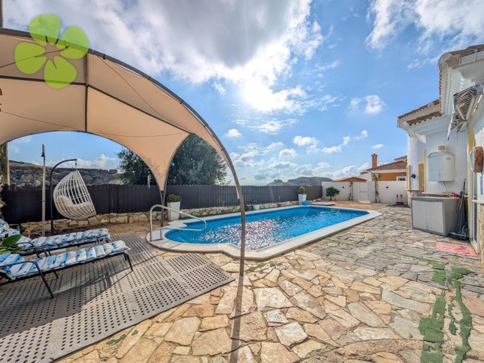 Image No.27-3 Bed Villa for sale