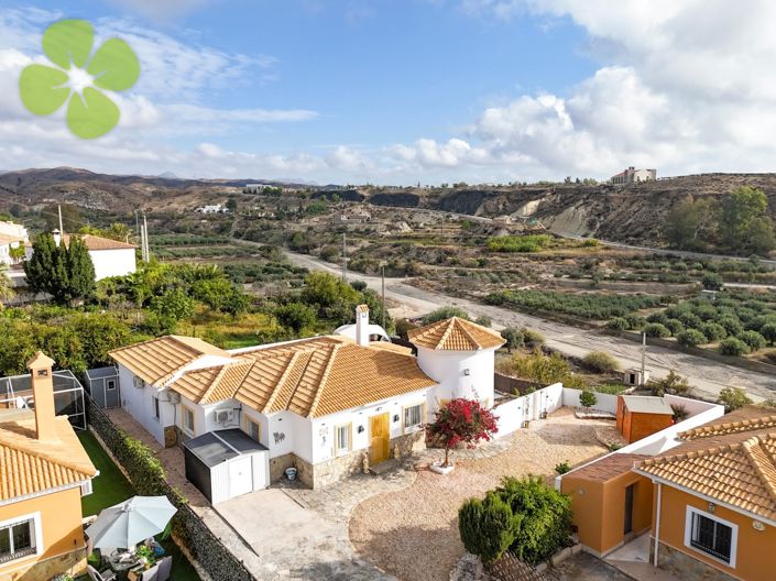 Image No.30-3 Bed Villa for sale