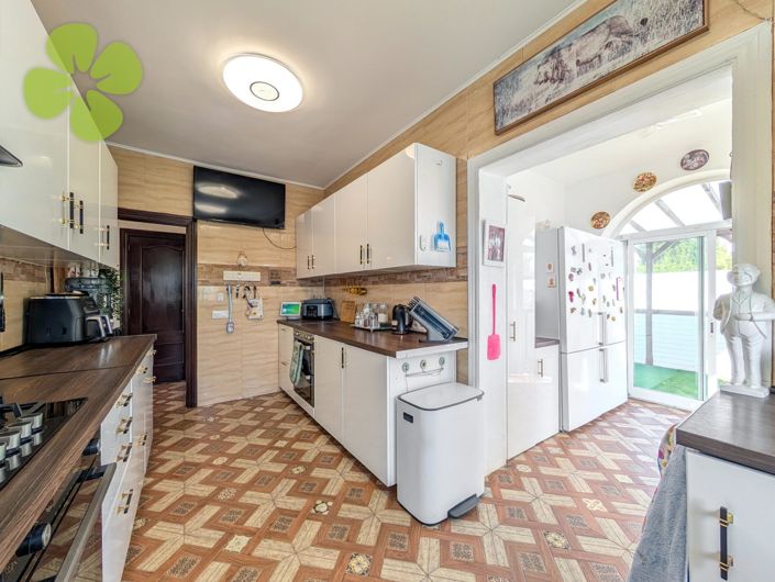 Image No.10-3 Bed Villa for sale