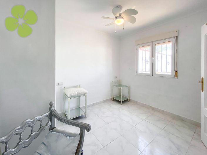 Image No.17-5 Bed Villa for sale