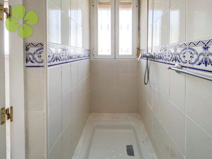 Image No.19-5 Bed Villa for sale