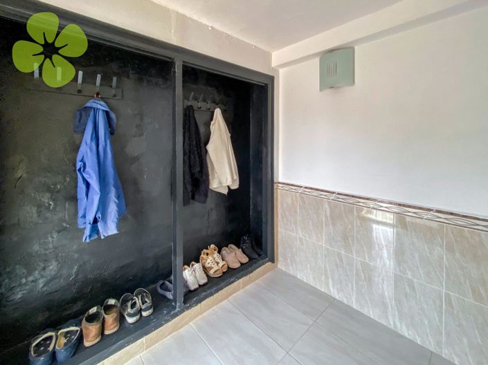 Image No.3-5 Bed Villa for sale