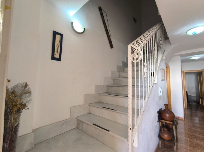 Image No.15-5 Bed Duplex for sale