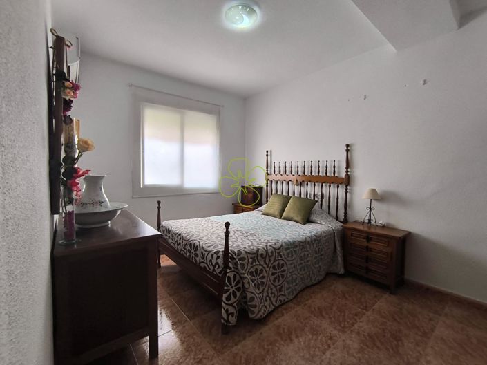 Image No.24-5 Bed Duplex for sale