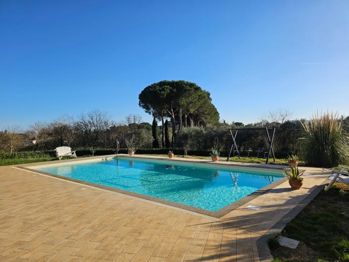 Image No.2-5 Bed House/Villa for sale