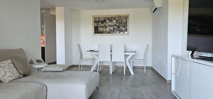 Image No.30-4 Bed House/Villa for sale