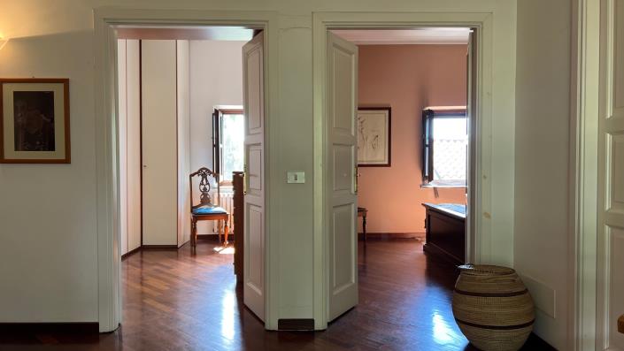 Image No.32-4 Bed Farmhouse for sale