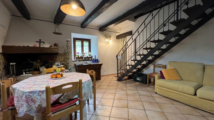 Image No.15-3 Bed Farmhouse for sale