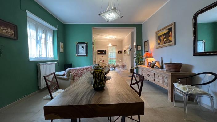 Image No.11-4 Bed Village House for sale