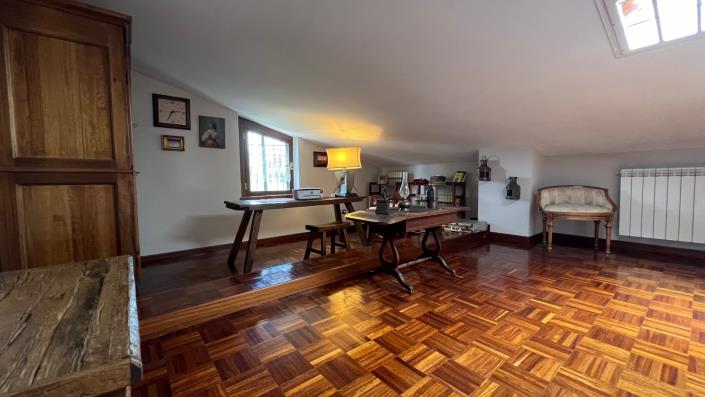 Image No.20-4 Bed Village House for sale