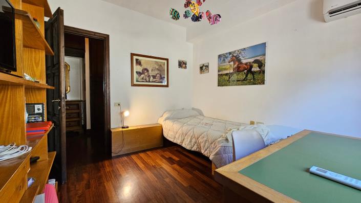 Image No.13-5 Bed Villa for sale