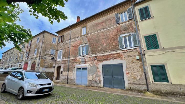 Image No.2-3 Bed Village House for sale