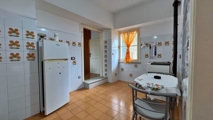 Image No.19-3 Bed Village House for sale