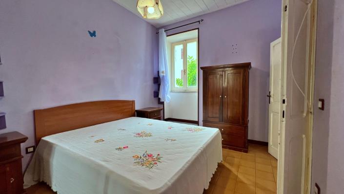 Image No.20-3 Bed Village House for sale