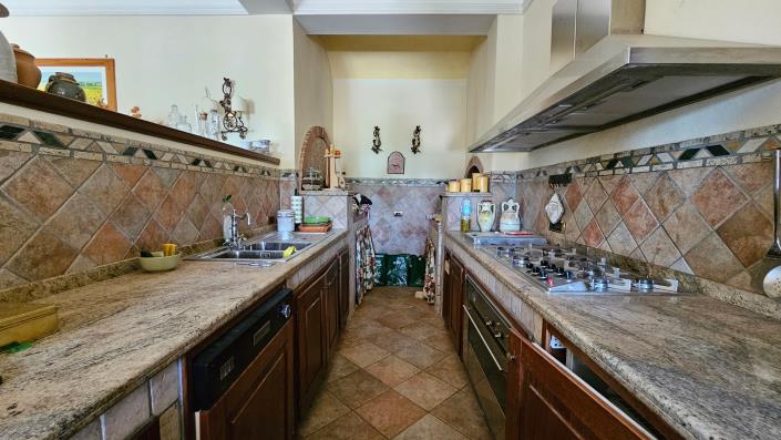 Image No.20-4 Bed Villa for sale