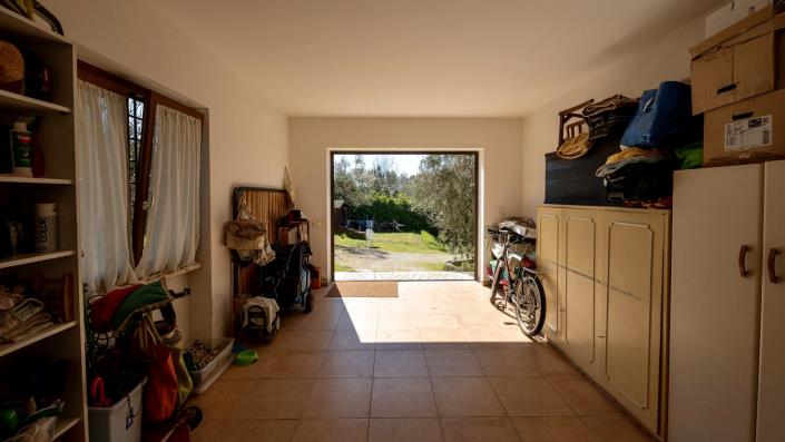 Image No.13-3 Bed House for sale