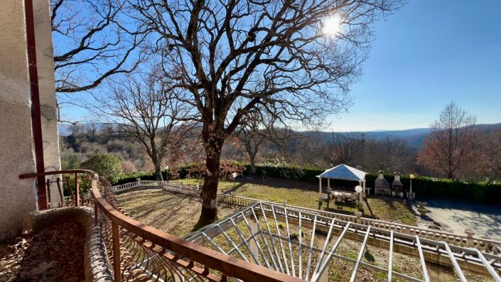 Image No.21-8 Bed Mansion for sale