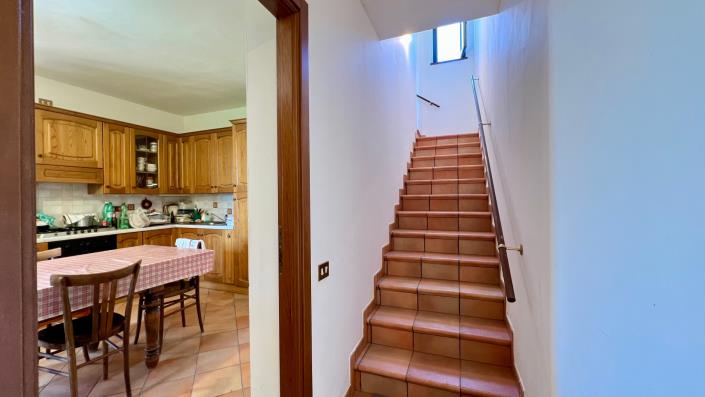 Image No.11-4 Bed Country House for sale