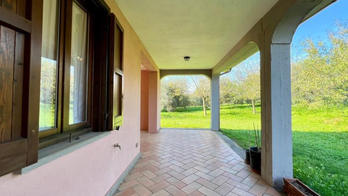 Image No.14-4 Bed Country House for sale