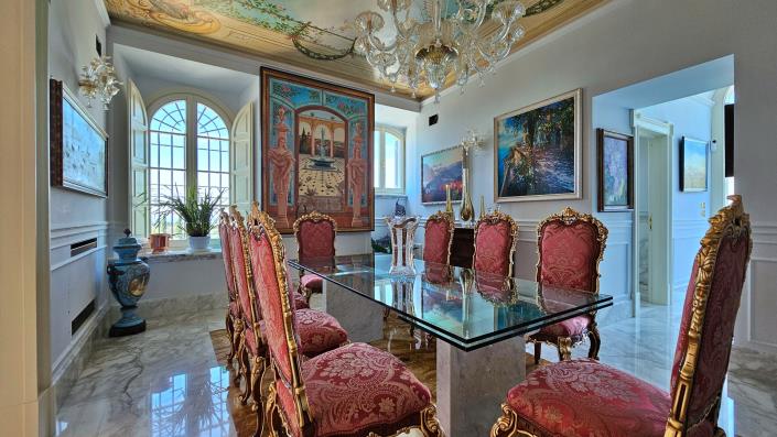 Image No.11-5 Bed Mansion for sale