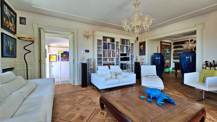 Image No.17-5 Bed Mansion for sale