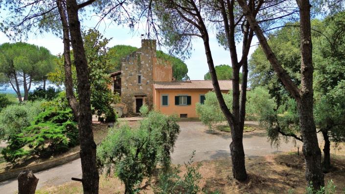 Image No.10-5 Bed Villa for sale