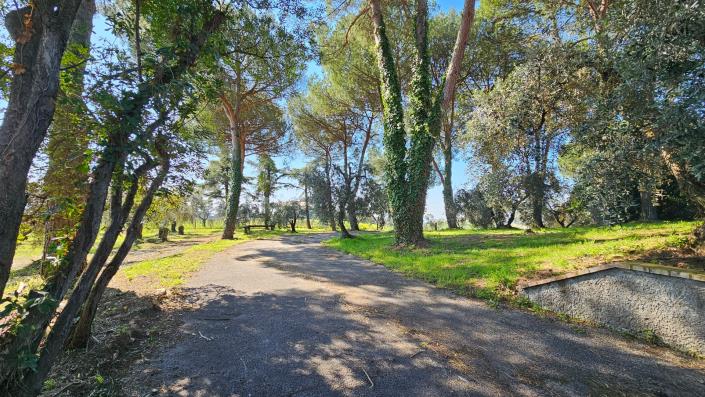 Image No.49-5 Bed Villa for sale