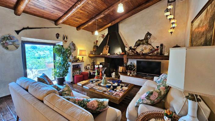 Image No.16-5 Bed Country Property for sale