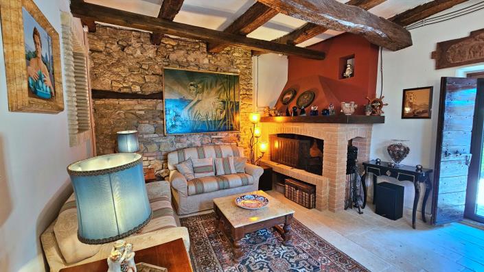 Image No.6-5 Bed Country Property for sale