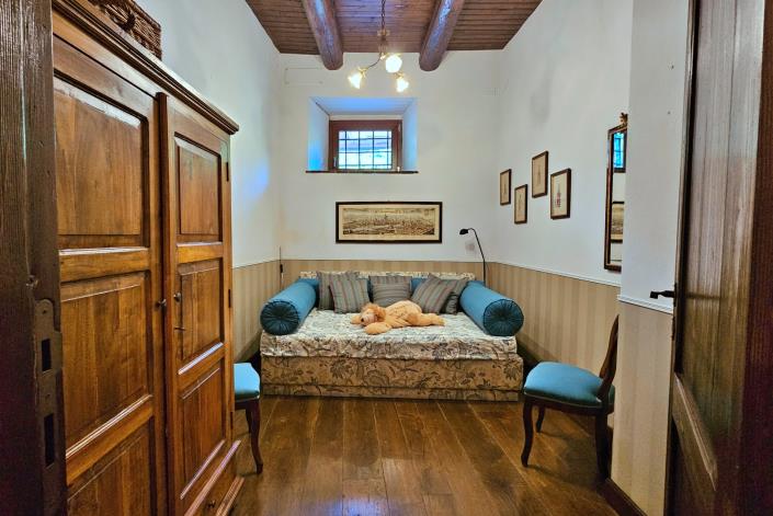 Image No.29-5 Bed Country Property for sale