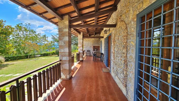 Image No.4-6 Bed House for sale