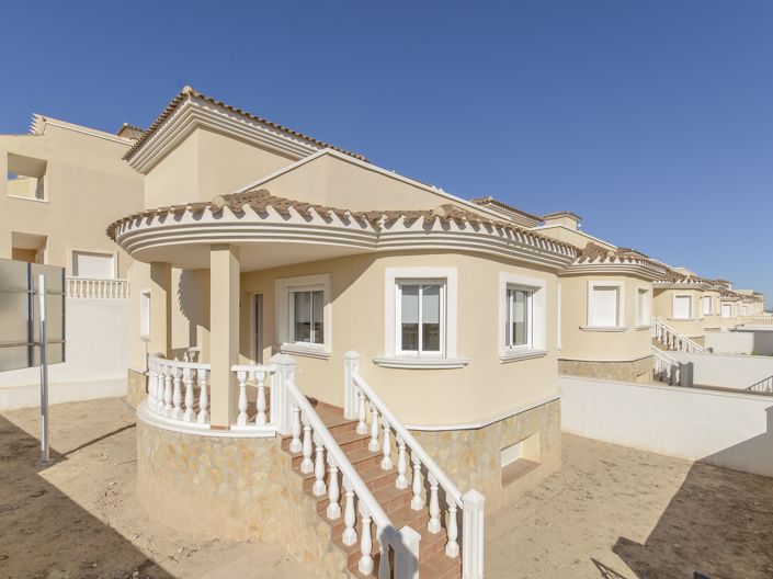 Image No.1-3 Bed Villa for sale