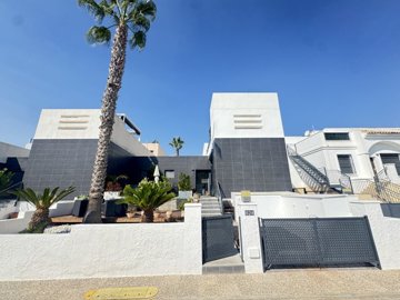 1 - Villamartin, Townhouse