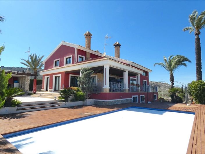 Image No.1-7 Bed Villa for sale