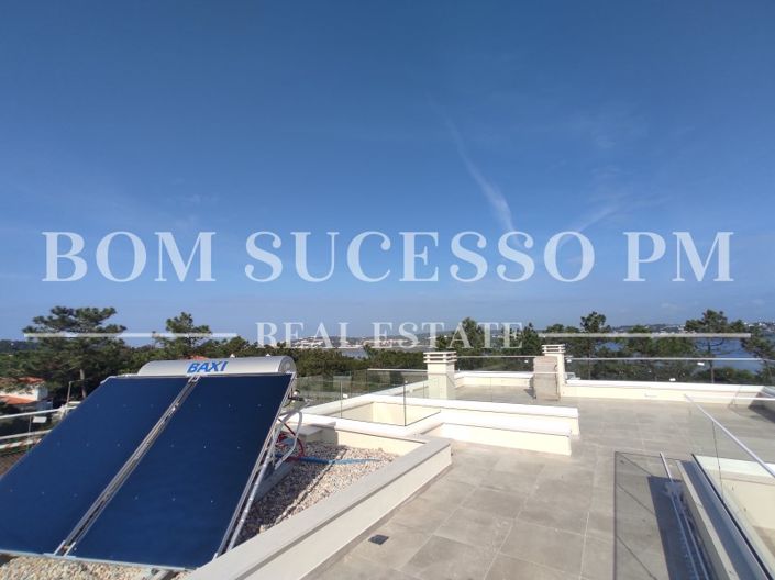 Image No.24-4 Bed House for sale