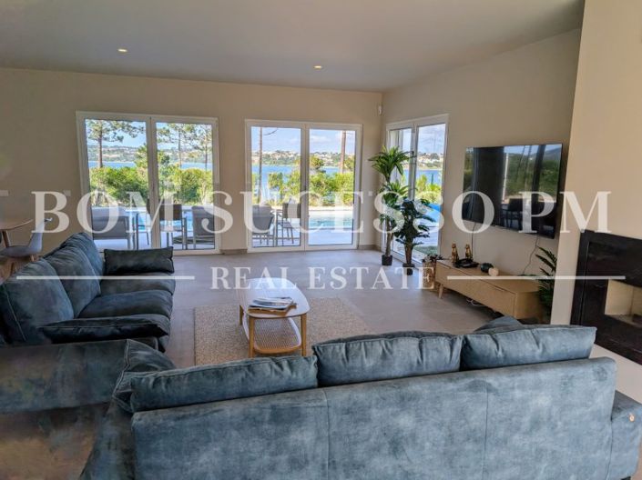 Image No.7-4 Bed House for sale