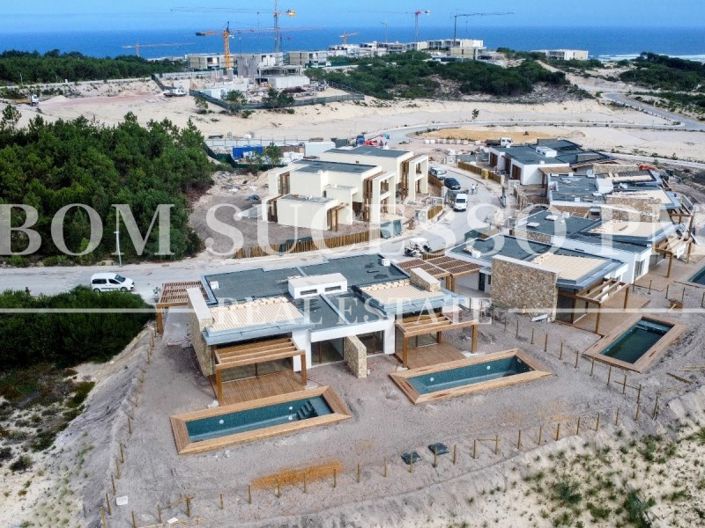Image No.1-3 Bed Villa for sale