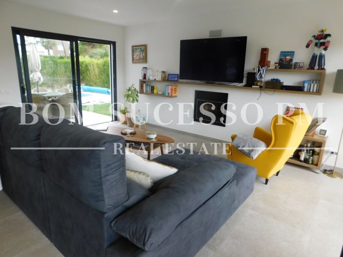 Image No.12-4 Bed House for sale