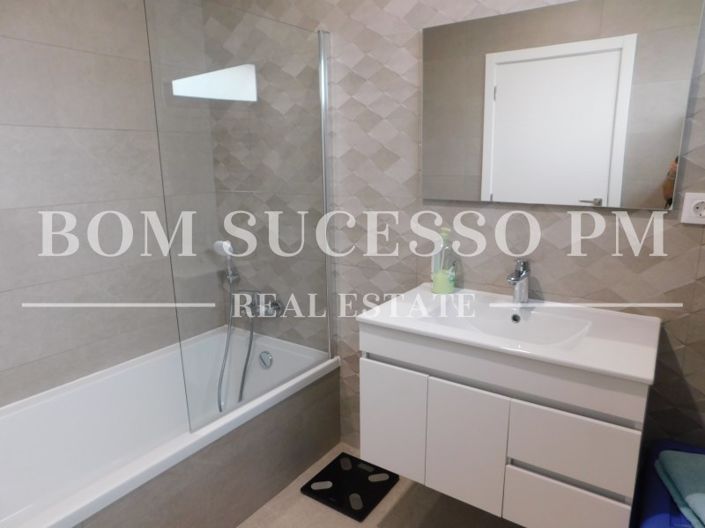 Image No.22-4 Bed House for sale